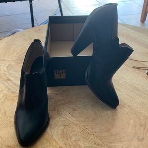Frye Black Leather Pointed Chelsea Ankle Booties